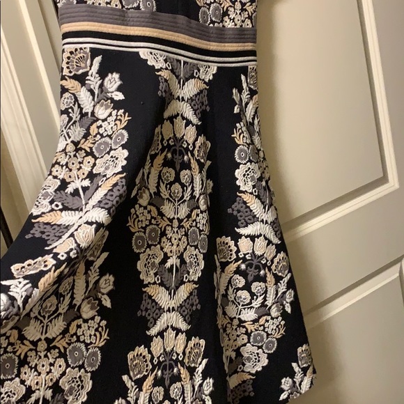 Anthropologie embroidered soirée dress - Picture 9 of 16